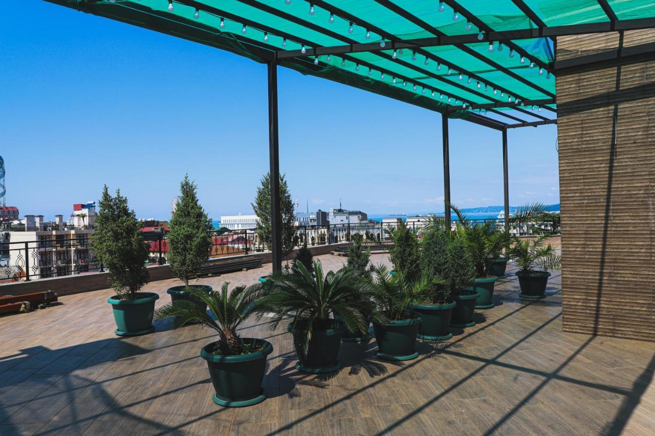 Old Garden Hotel Batumi Exterior foto